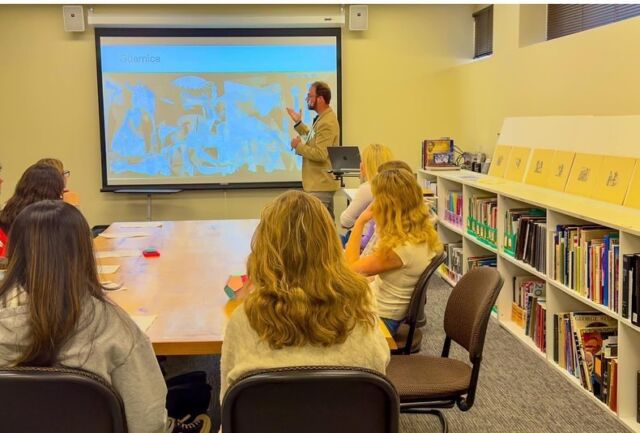 Dr. Goodman and his SPA 315 at the Visual Resource Center de WFU. They worked with Picasso’s “Sueño y mentira de Franco”. (Photo cred to Kendra Battle!)